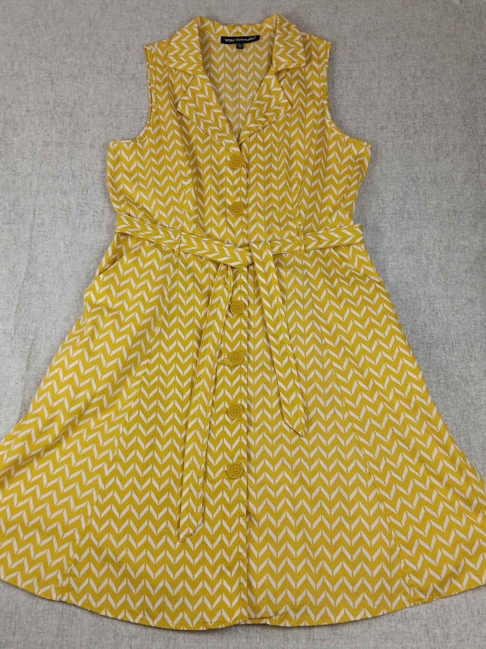 Mille Gabrielle Yellow White Chevron Dress Button-Up Tie Girls Sz L or S Women